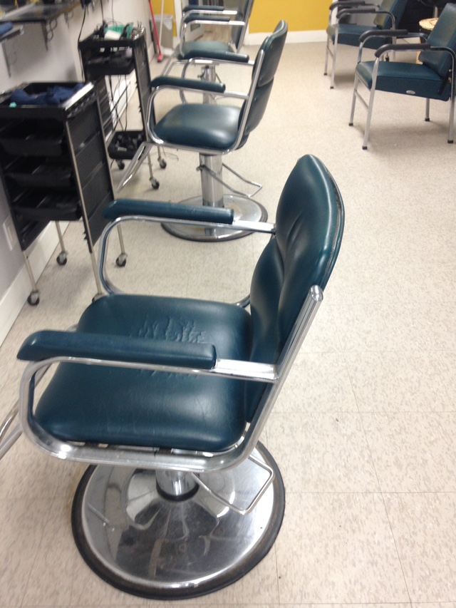Hair dressing chair-3 - photo 2