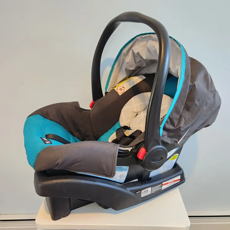 Graco SnugRide Click Connect Infant Car Seat thumbnail