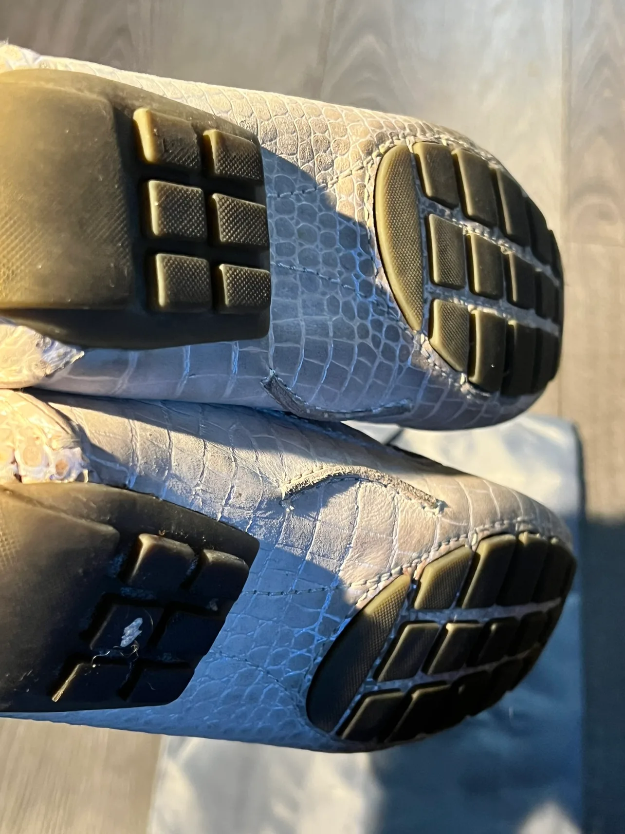 Clarks Women's White Leather Loafers image indicator(4)