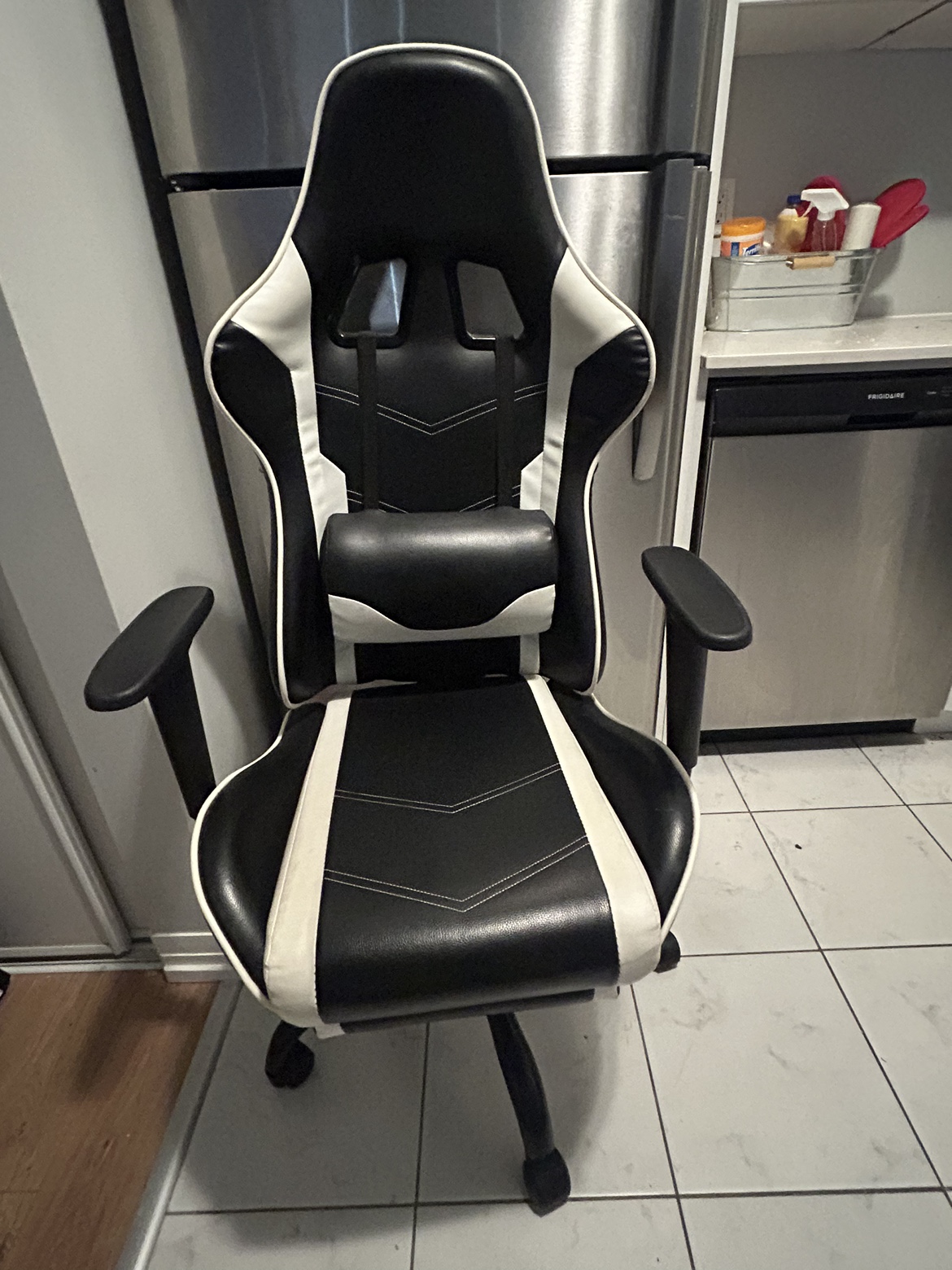 Gaming Chair - photo 2