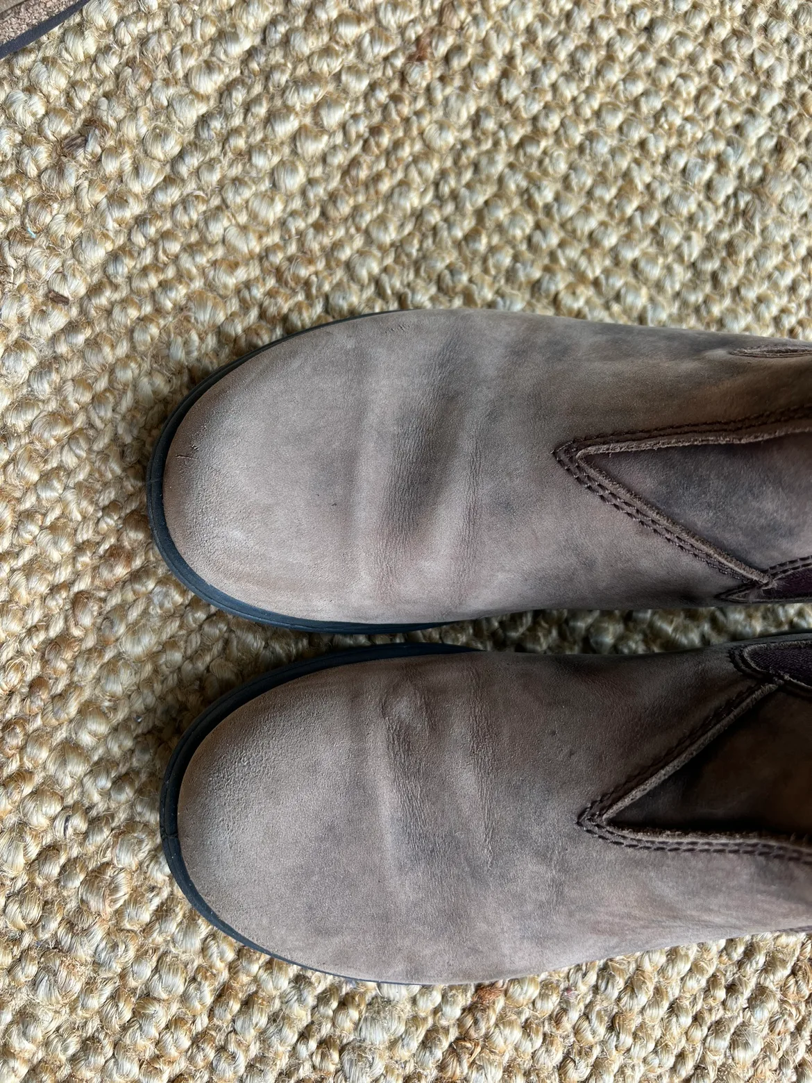 Blundstone Chelsea Boots size Aus 3 image indicator(3)