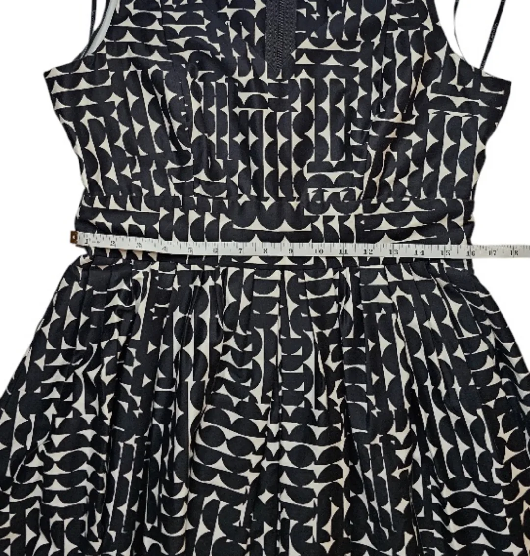 Calvin Klein Black and White Geometric Print Fit and Flare Dress image indicator(7)