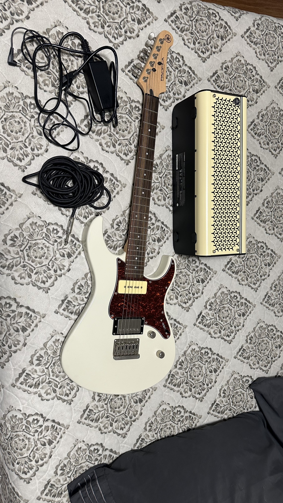 Yamaha Pacifica Electric Guitar