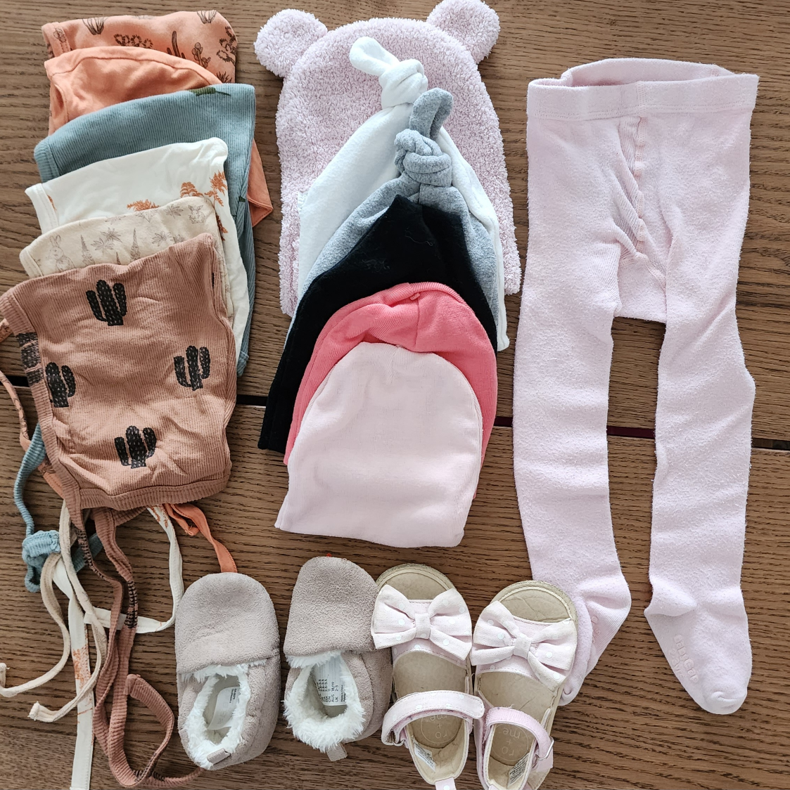 Baby Hats Bibs Mittens Shoes Bundle - photo 4