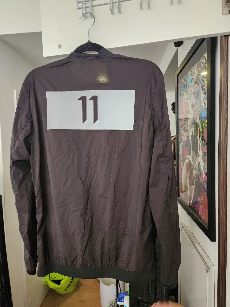 Humodesigns with 11 logo image indicator(2)