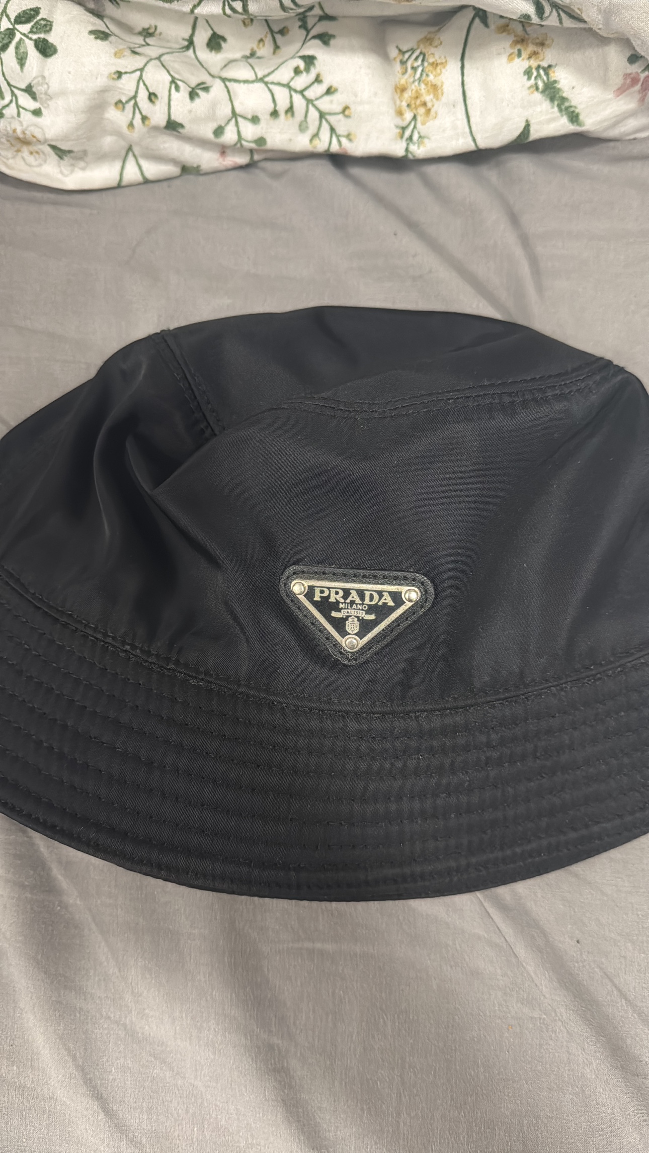 Pra da Black Bucket Hat