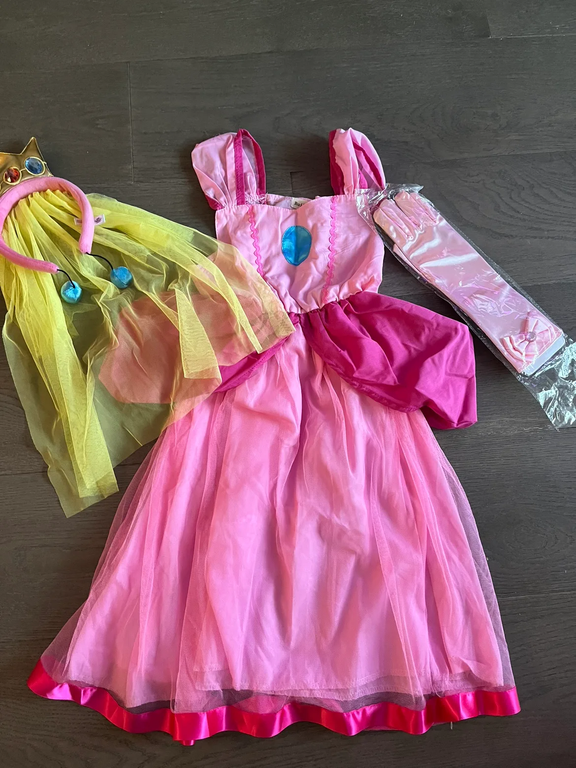 Mario and Princess peach sister’s costume image indicator(3)