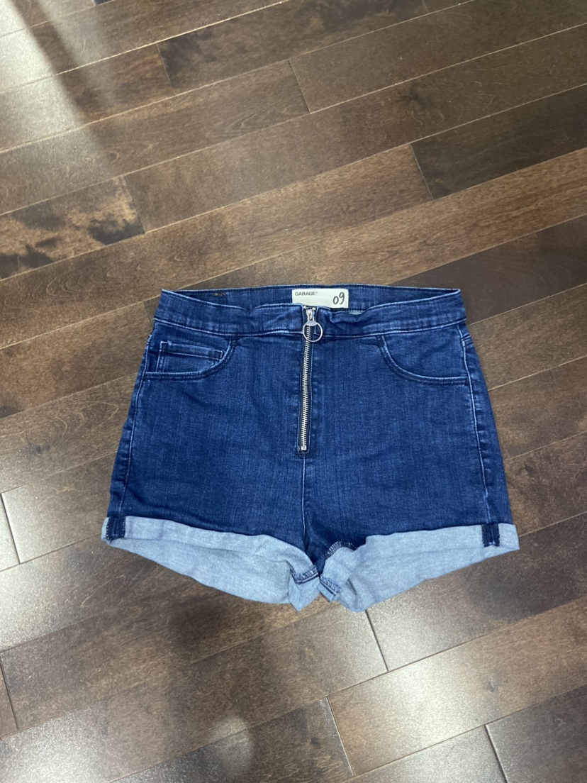 Jean and shorts bundle - photo 2