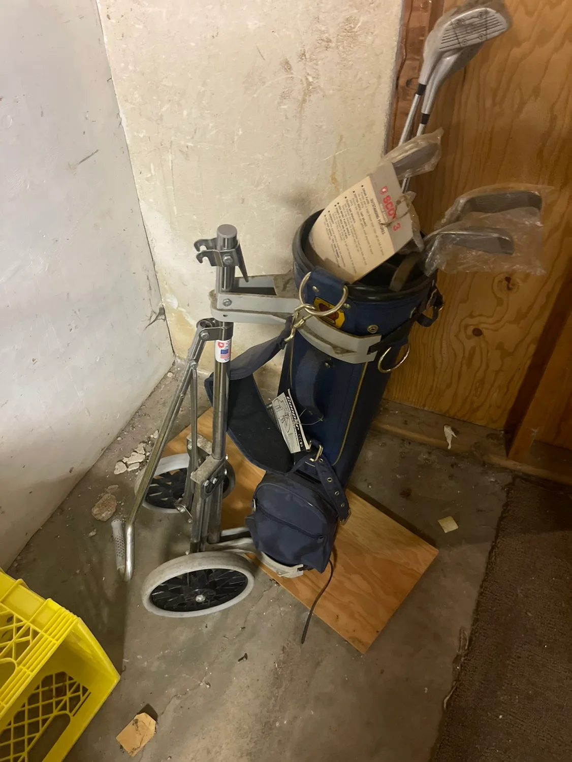 SCOT Golf Clubs and Bag & cart NEW image indicator(7)