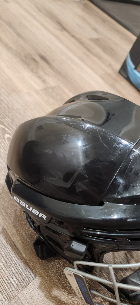 Bauer Hockey Helmet - photo 4