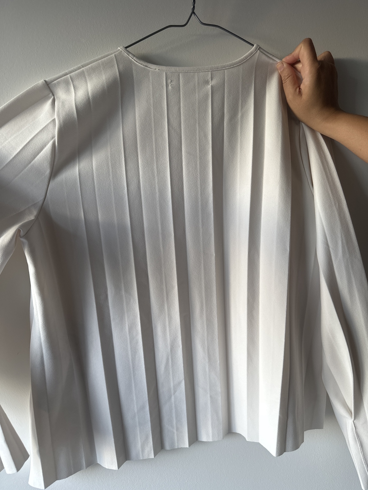 Oak + Fort White Pleated Blouse - photo 2