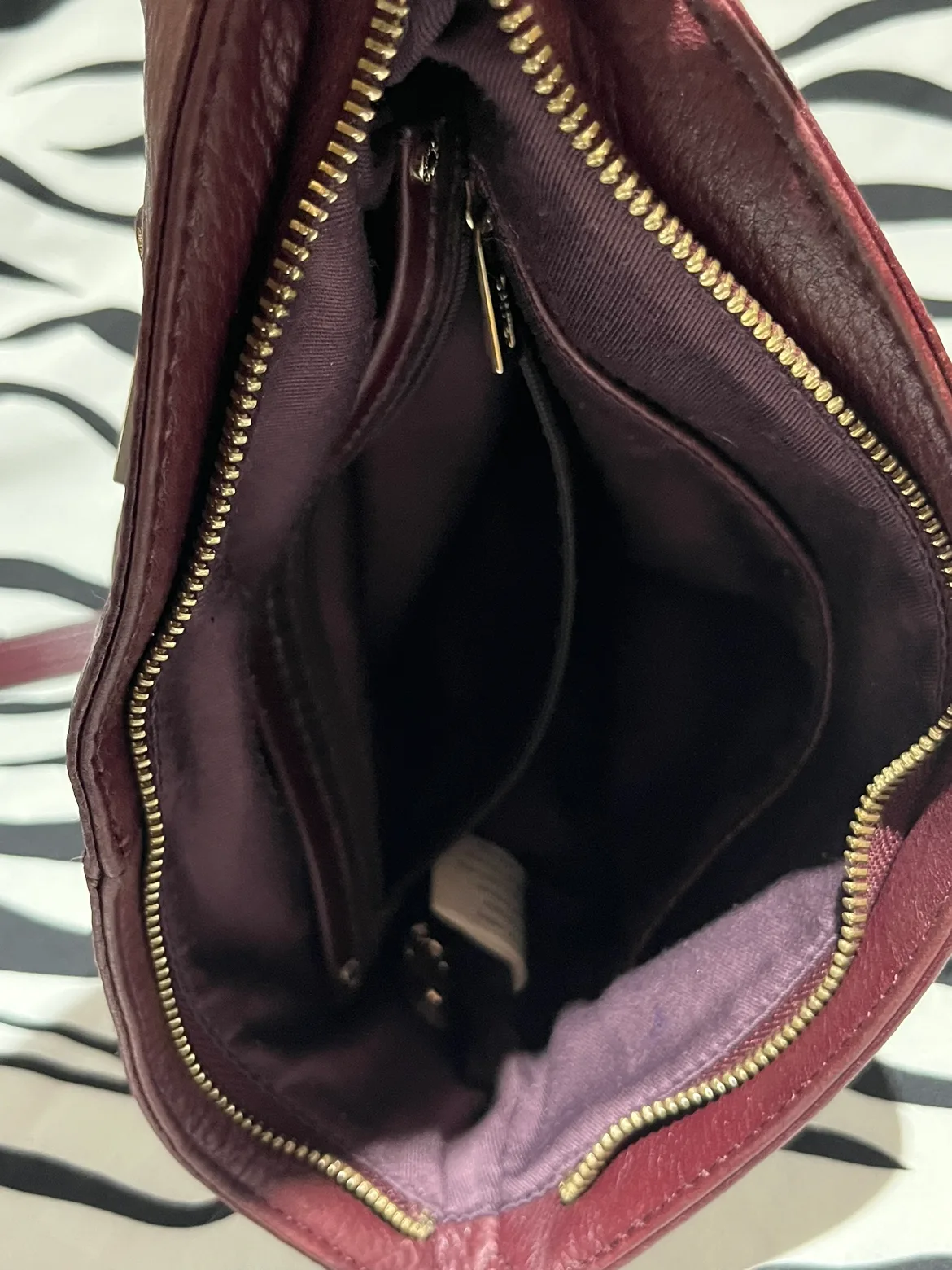 Michael Kors Crossbody Bag image indicator(3)