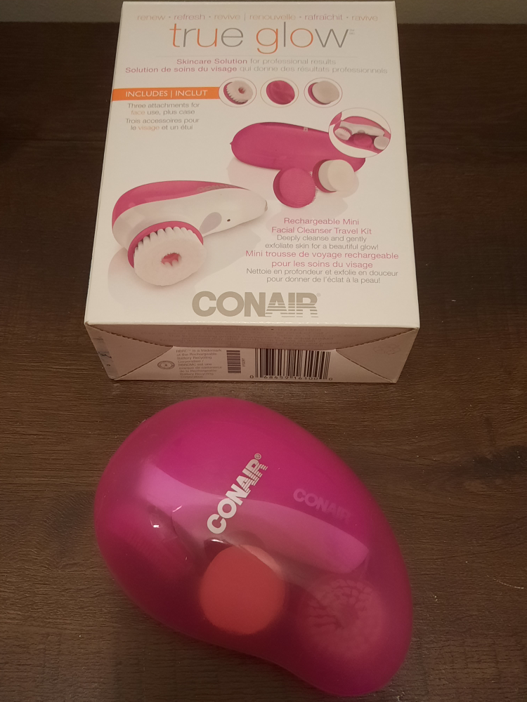 Moving sale ⚠️🚨 Rechargeable Mini facial cleasing kit