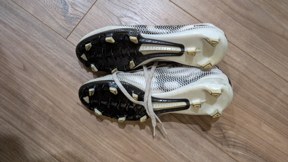 Adidas F10 Soccer Cleats Size 8.5 - photo 3