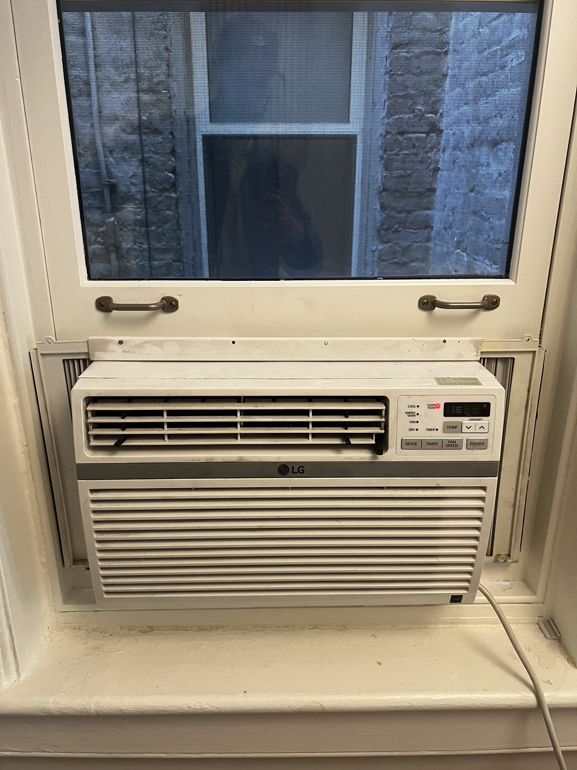 LG Window AC Unit - photo 2