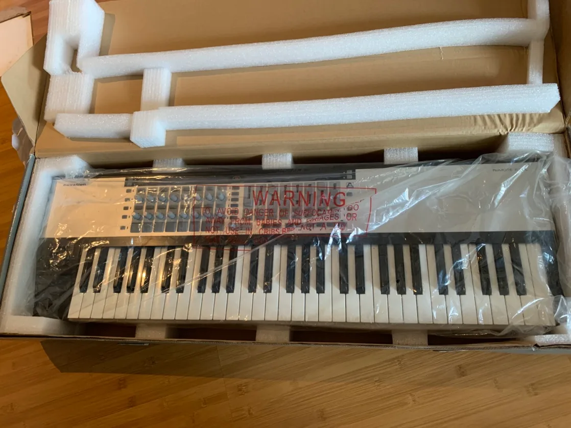 Novation Remote 61 SL thumbnail