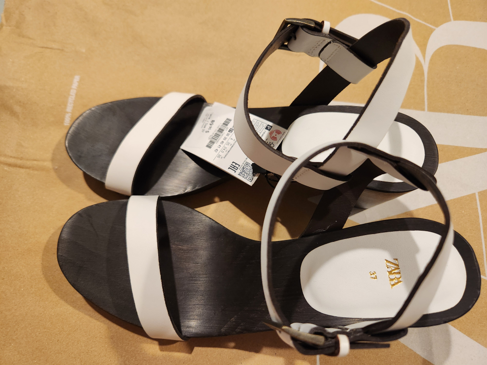 Zara White Leather Sandals - photo 2