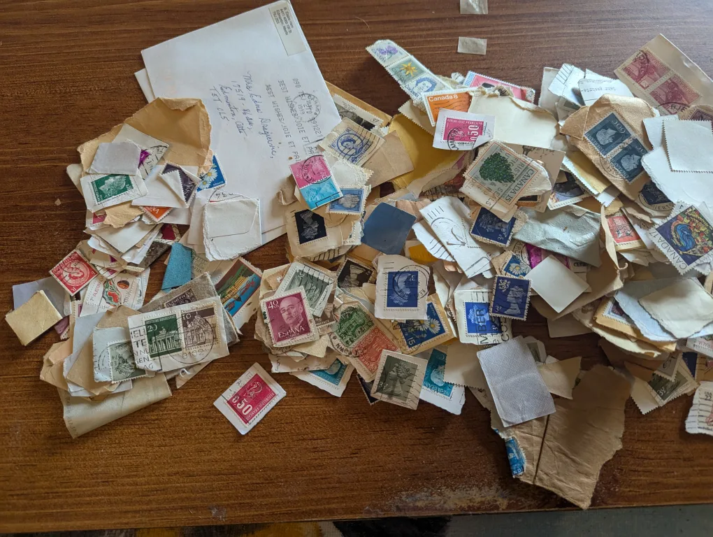 stamps from all over the world image indicator(10)