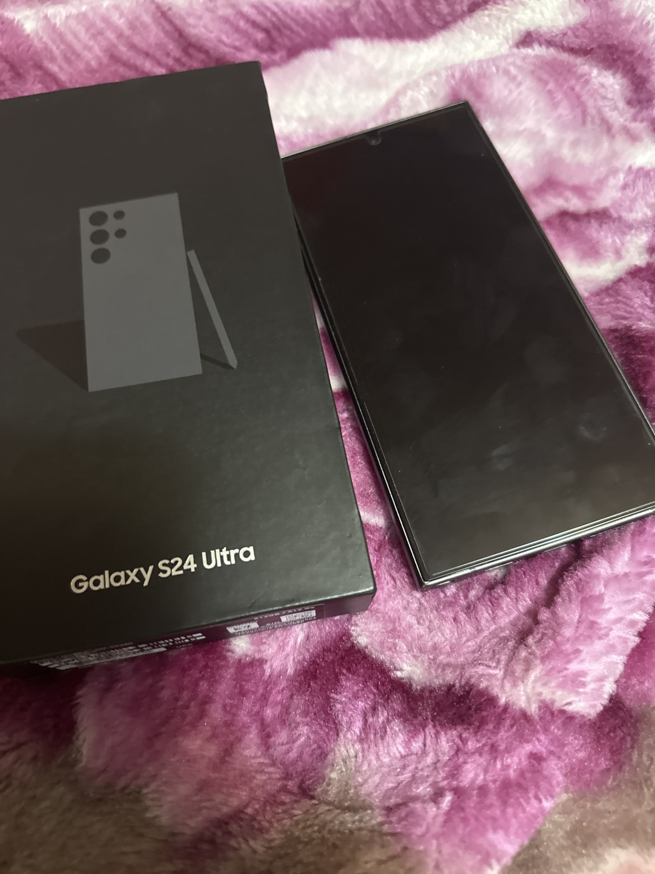 Samsung Galaxy S24 Ultra - photo 2