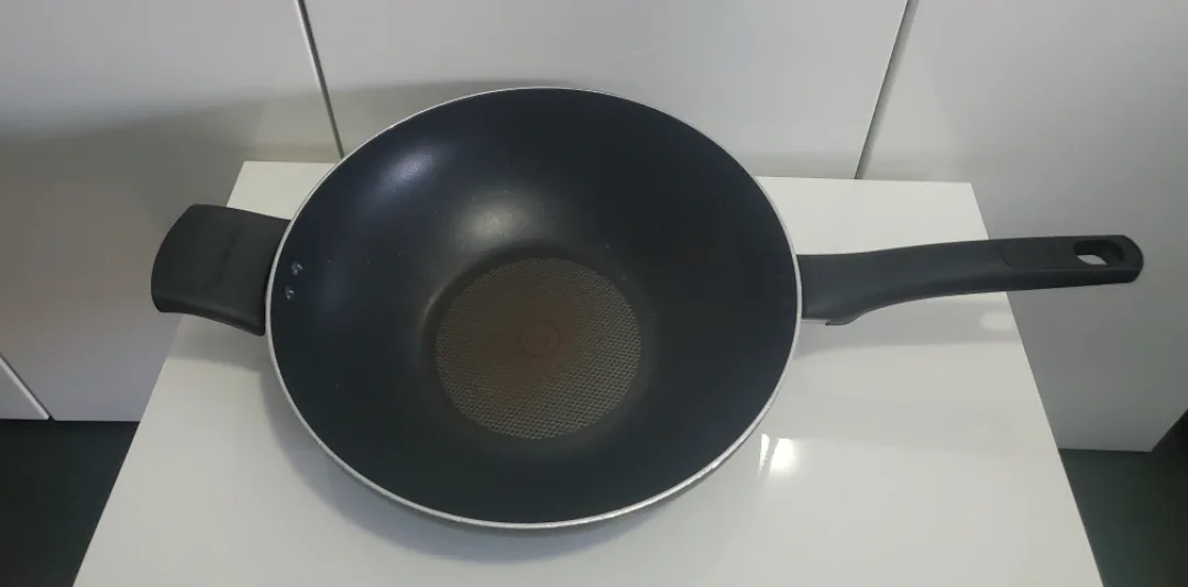 T-pal Wok Frying pan 30cm image indicator(2)
