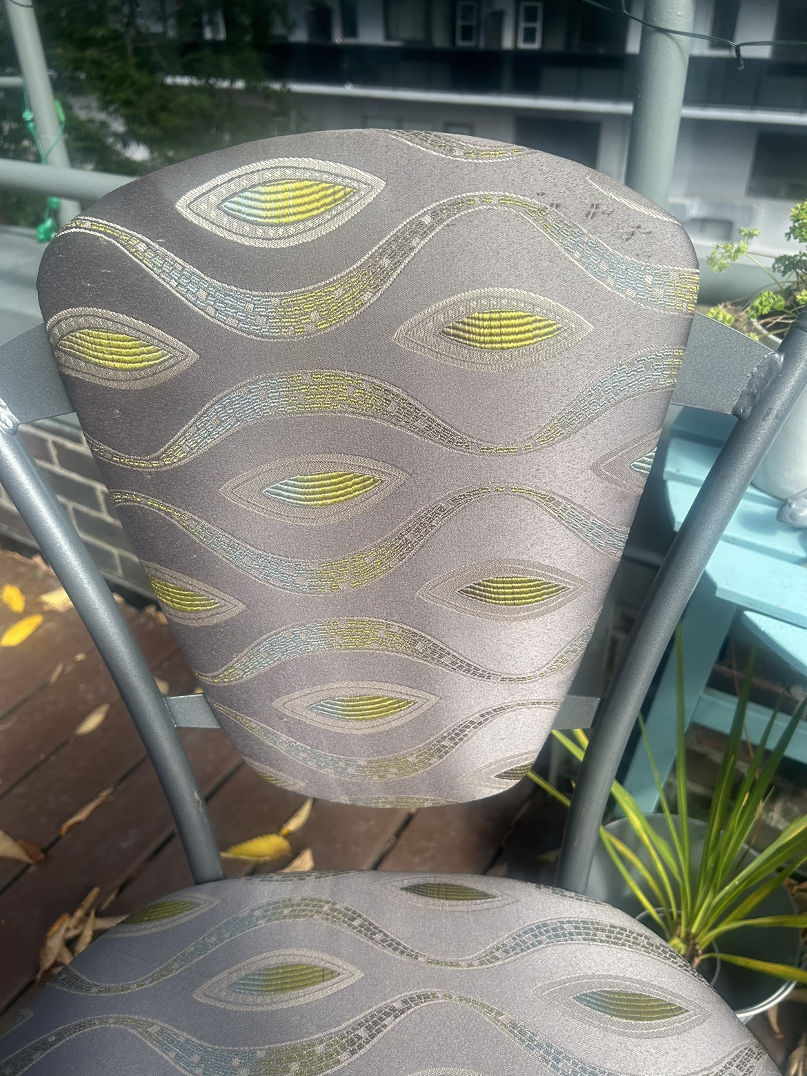 2 modern Bar Stools - photo 4