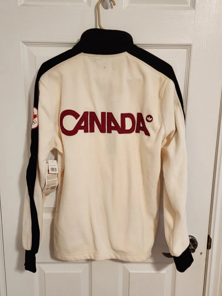 2010 Olympics x Hudson's Bay jacket image indicator(9)