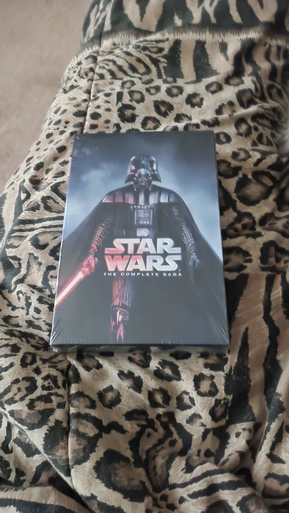 Star Wars: The Complete Saga - 10 Disc DVD Set thumbnail