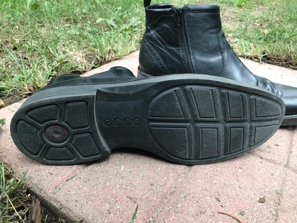 ECCO Men's dress boots / Size: 45/ Extra Width image indicator(3)