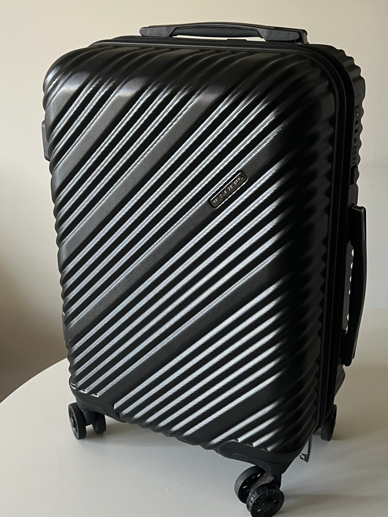 Carryon Luggage - photo 3
