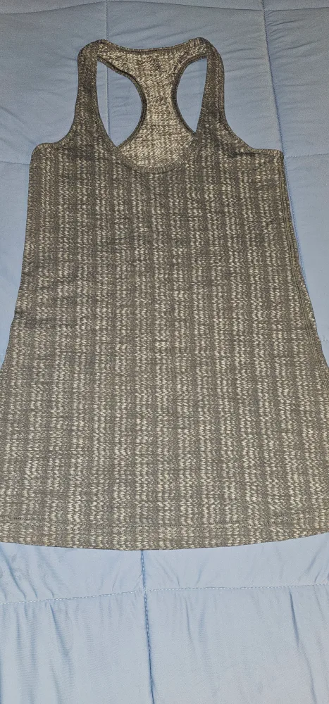 Lululemon Racerback Tank Top size 4 image indicator(2)