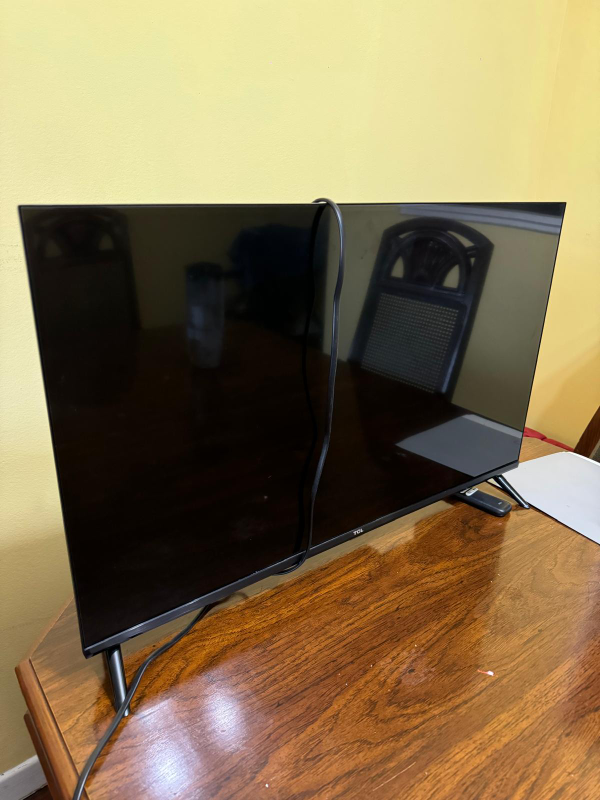 TCL 32 Inch TV