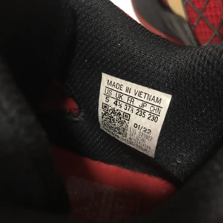 Marvel x adidas D.O.N. Issue #3 'Spider-Man' - Size 5 Youth image indicator(10)