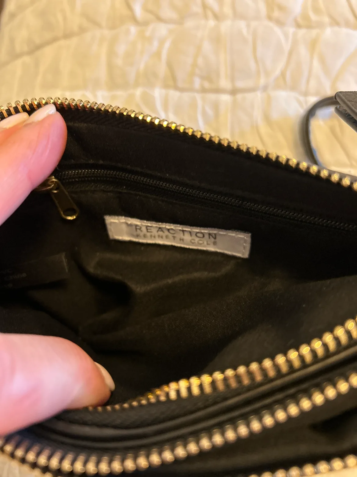 Kenneth Cole Reaction Black Crossbody Bag image indicator(3)