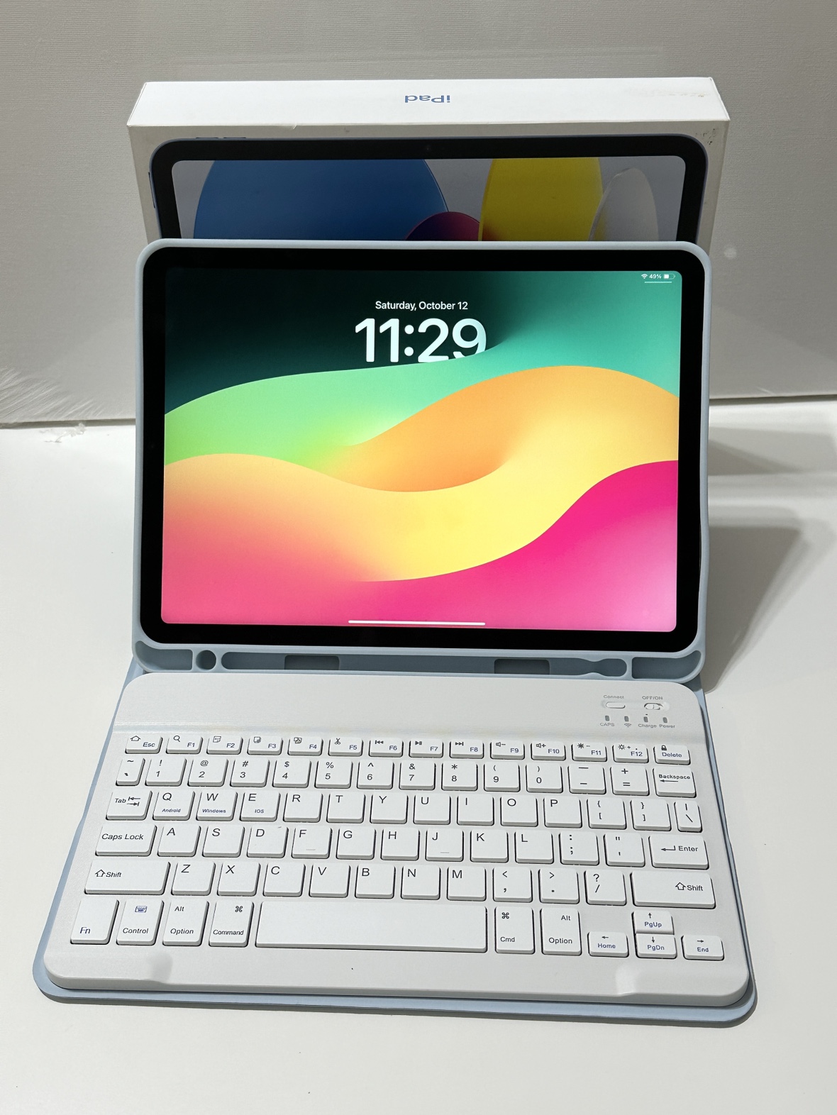 iPad Air 11inch cellular bundle like new