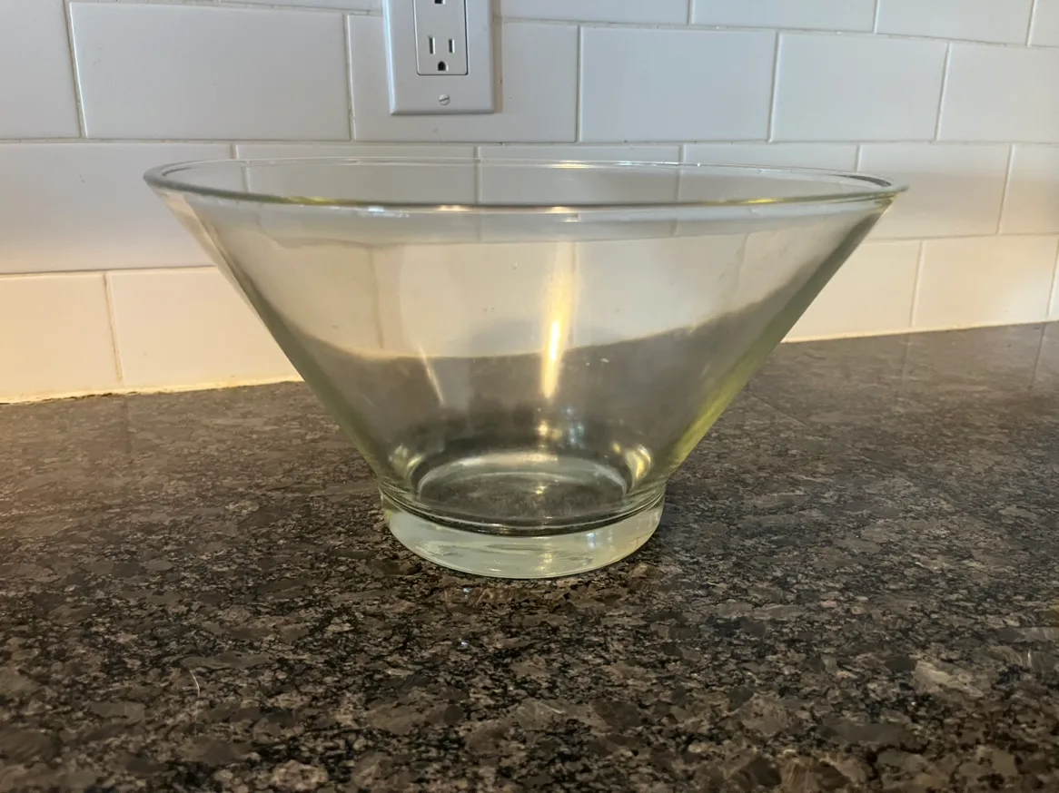 Glass Serving Bowl image indicator(5)