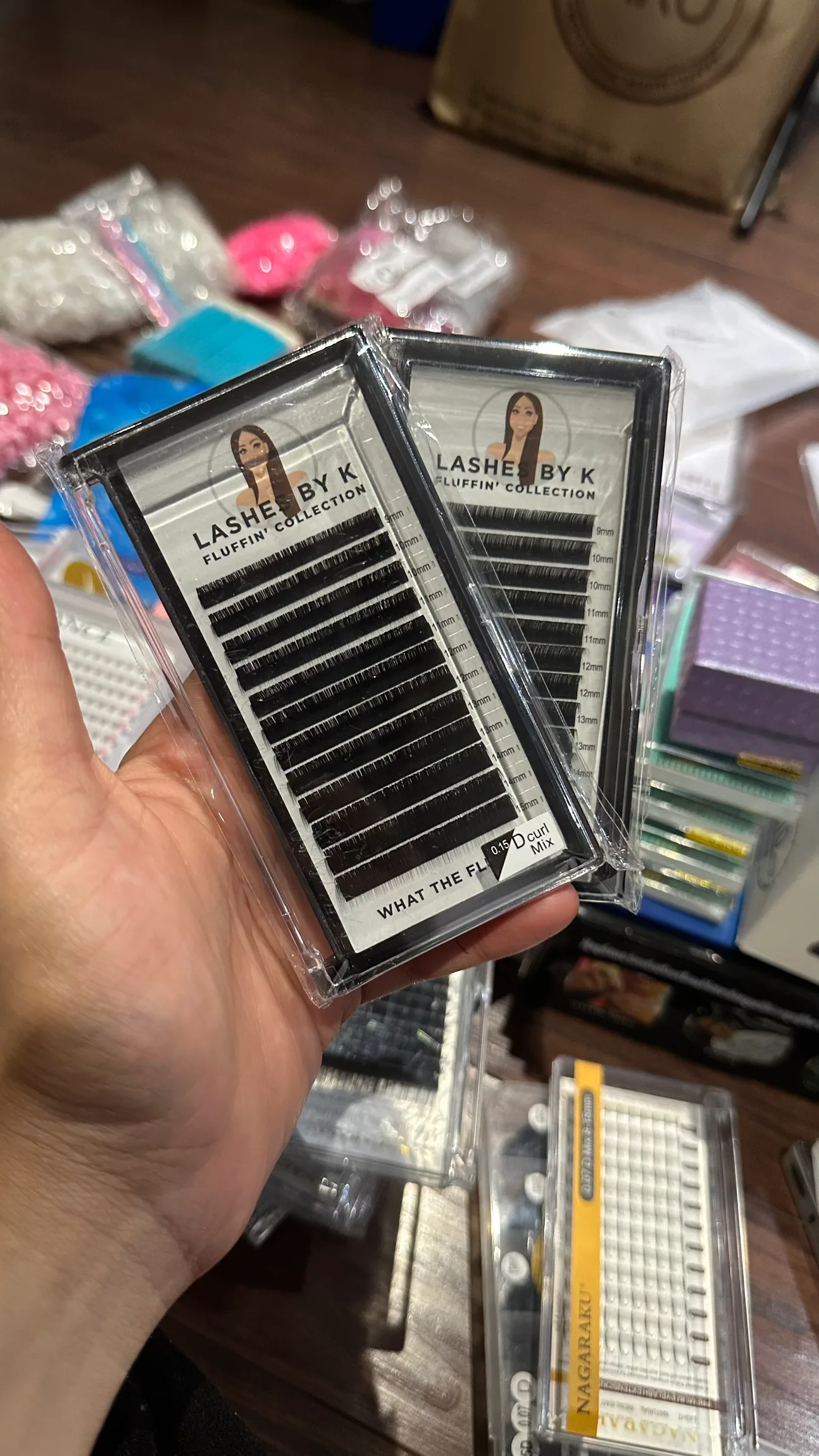 Lash Extension Supplies image indicator(3)