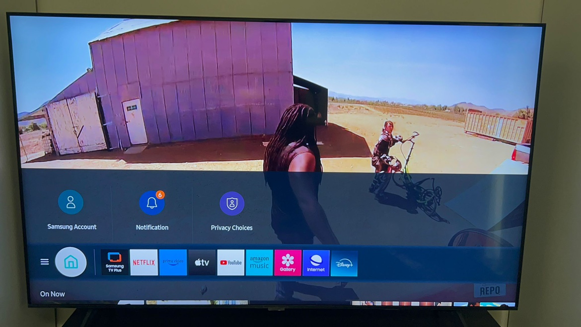 Samsung 58 inch Smart LED TV with stand - photo 3
