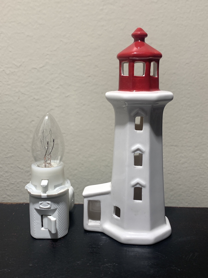 Lighthouse Night Light - photo 3