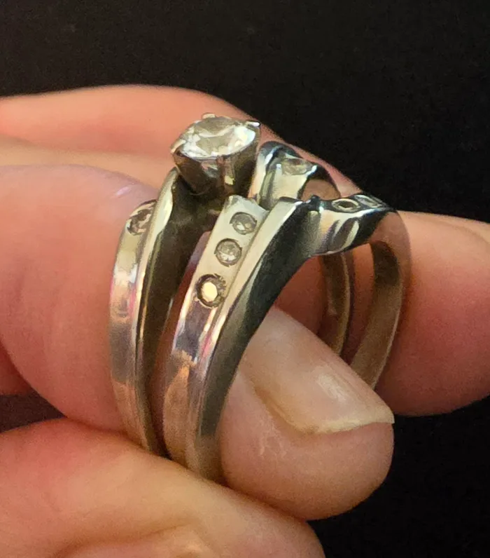 Diamond Engagement Ring Set image indicator(2)