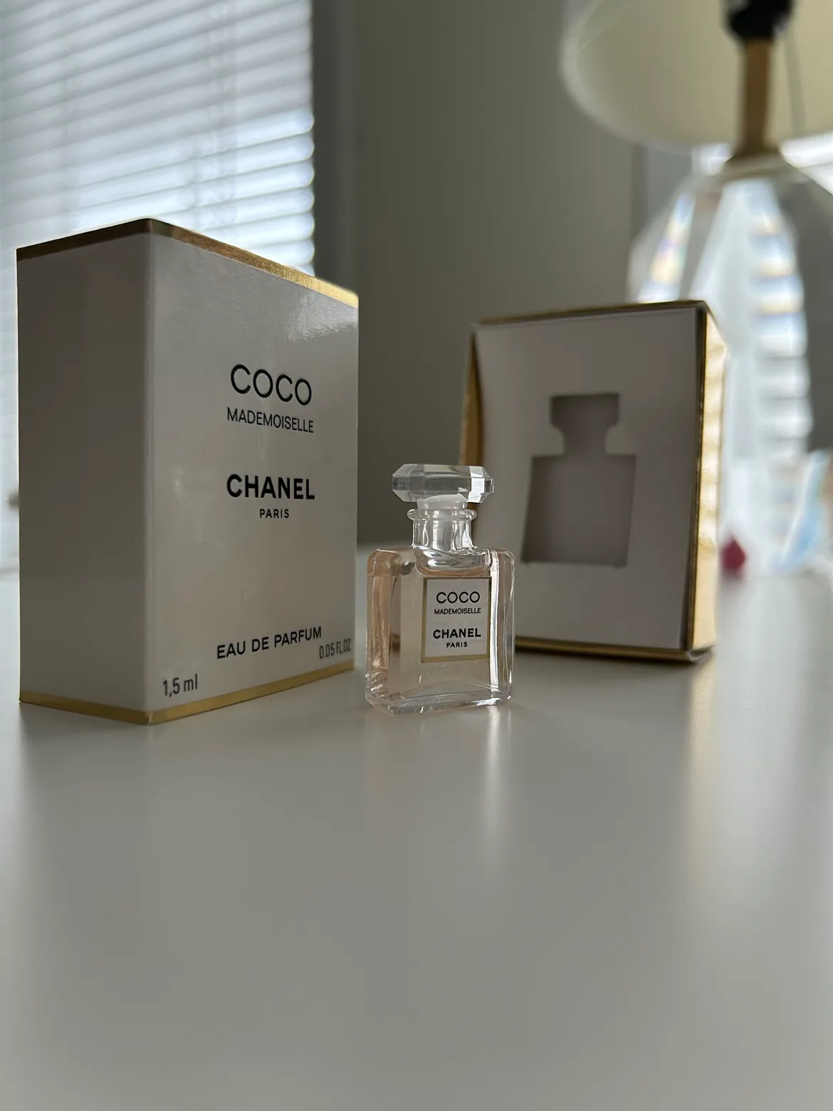 Coco Mademoiselle Chanel Perfume MINI image indicator(2)