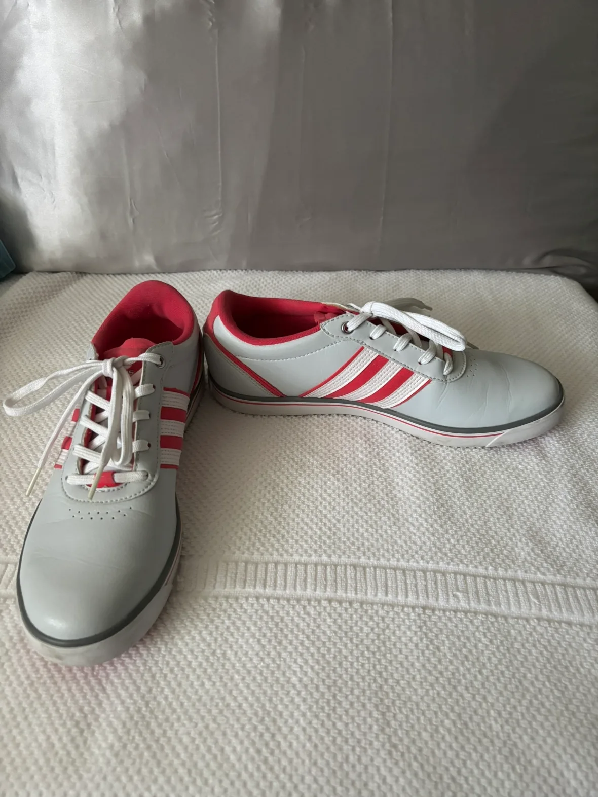 Adidas Women's Golf Shoes size 8. image indicator(3)