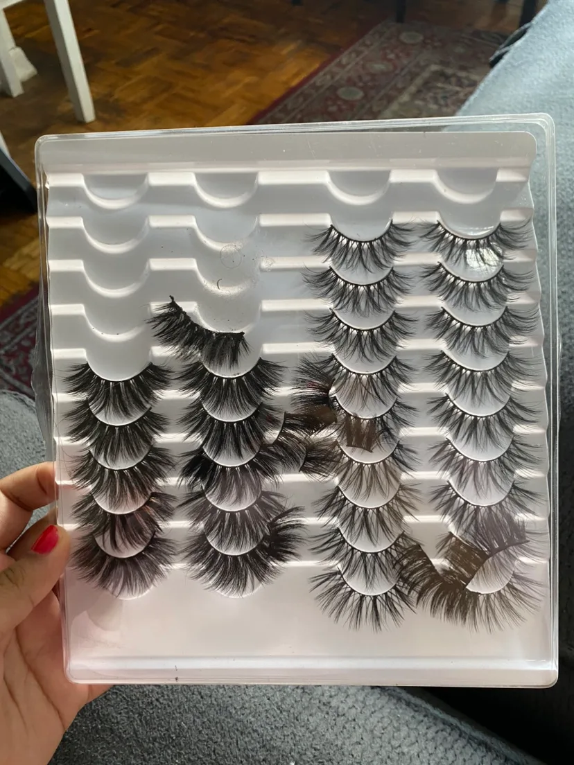 False Eyelashes thumbnail
