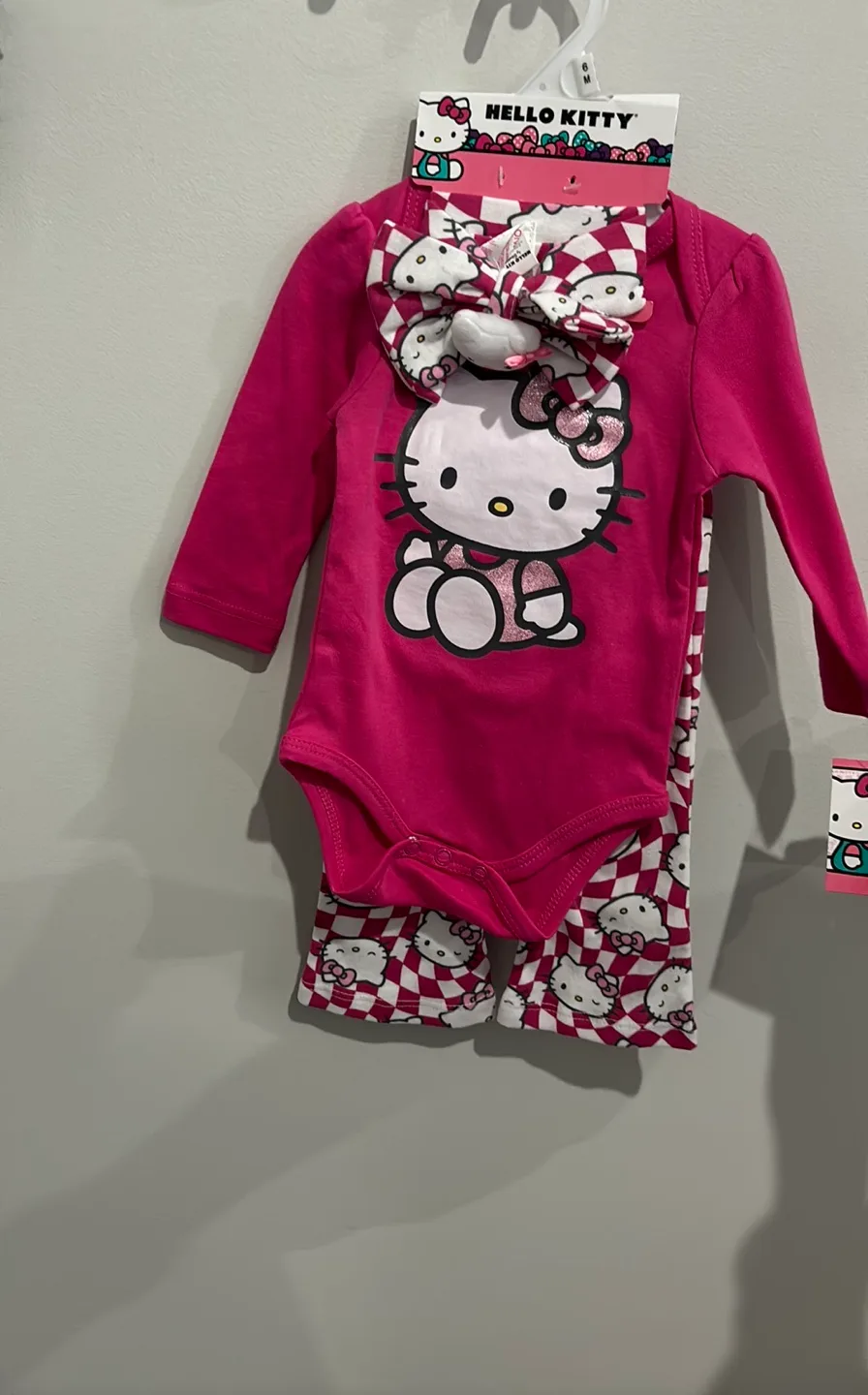 Hello Kitty Baby Outfit bundle of two image indicator(2)