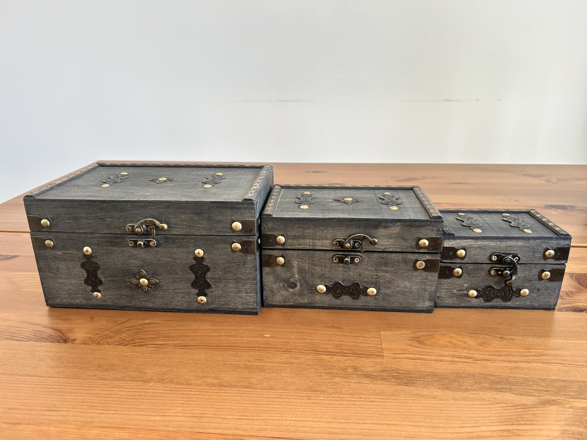 Set of 3 Wooden Treasure Chests - photo 3