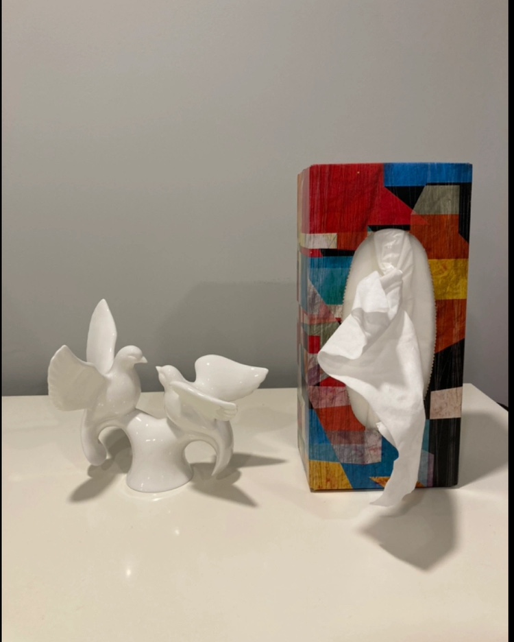 Coalport Moments Peace & Friendship Figurine - photo 2