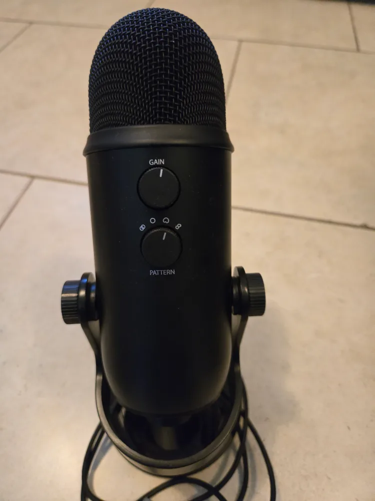 Blue Yeti USB Microphone image indicator(2)