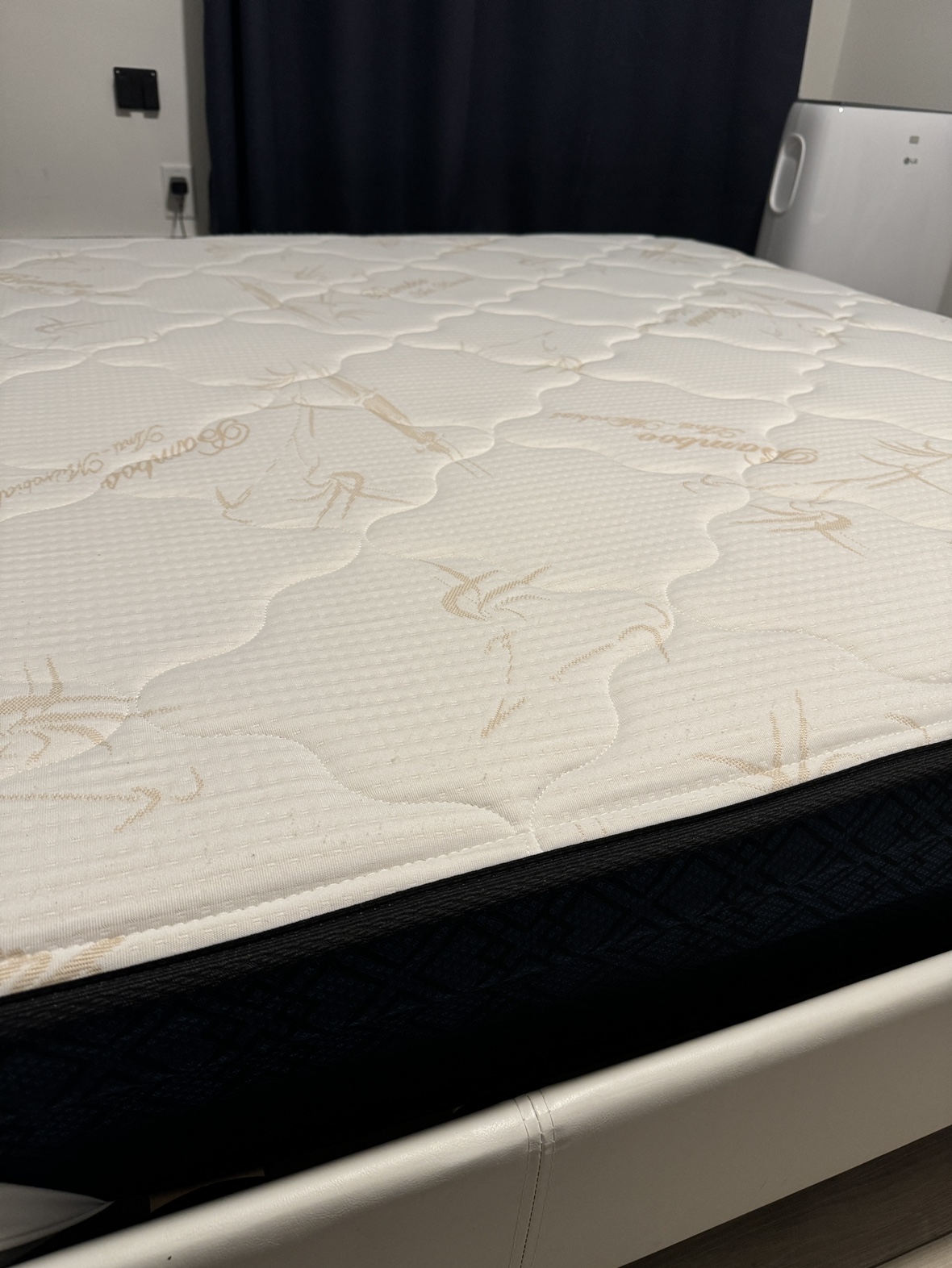 Queen sized firm Bamboo Mattress - photo 2