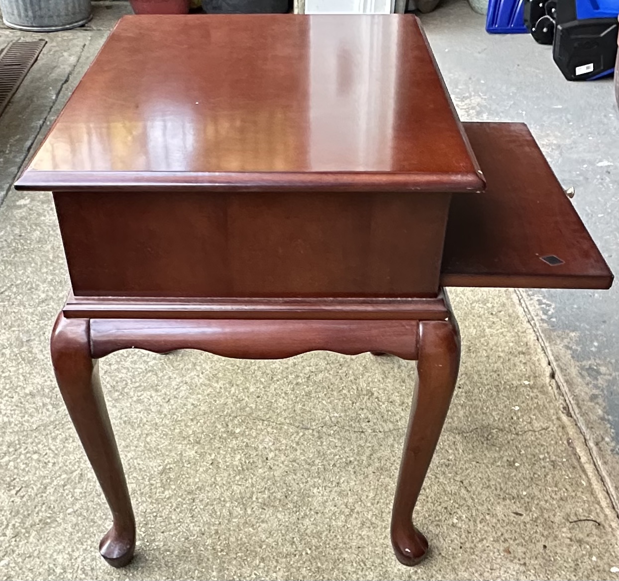 Wood End Table - photo 2