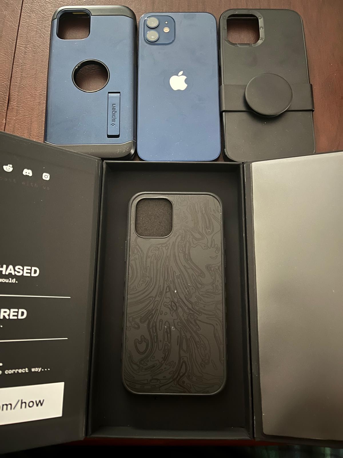 iPhone 12 + Accessories - photo 3
