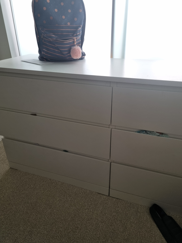 chest of drawers - photo 3
